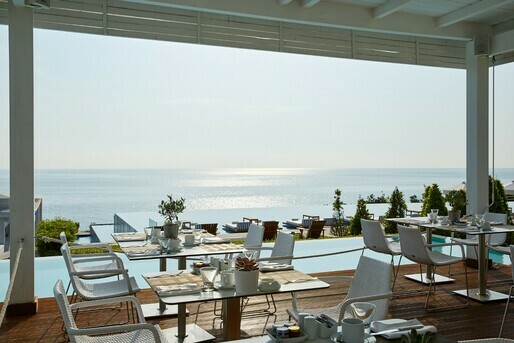 Cavo_Olympo_-_Nero_Restaurant_12